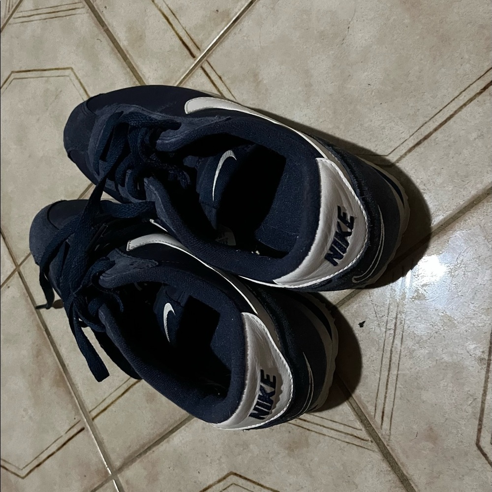 Nike, 7, Blue w/ White swoosh
